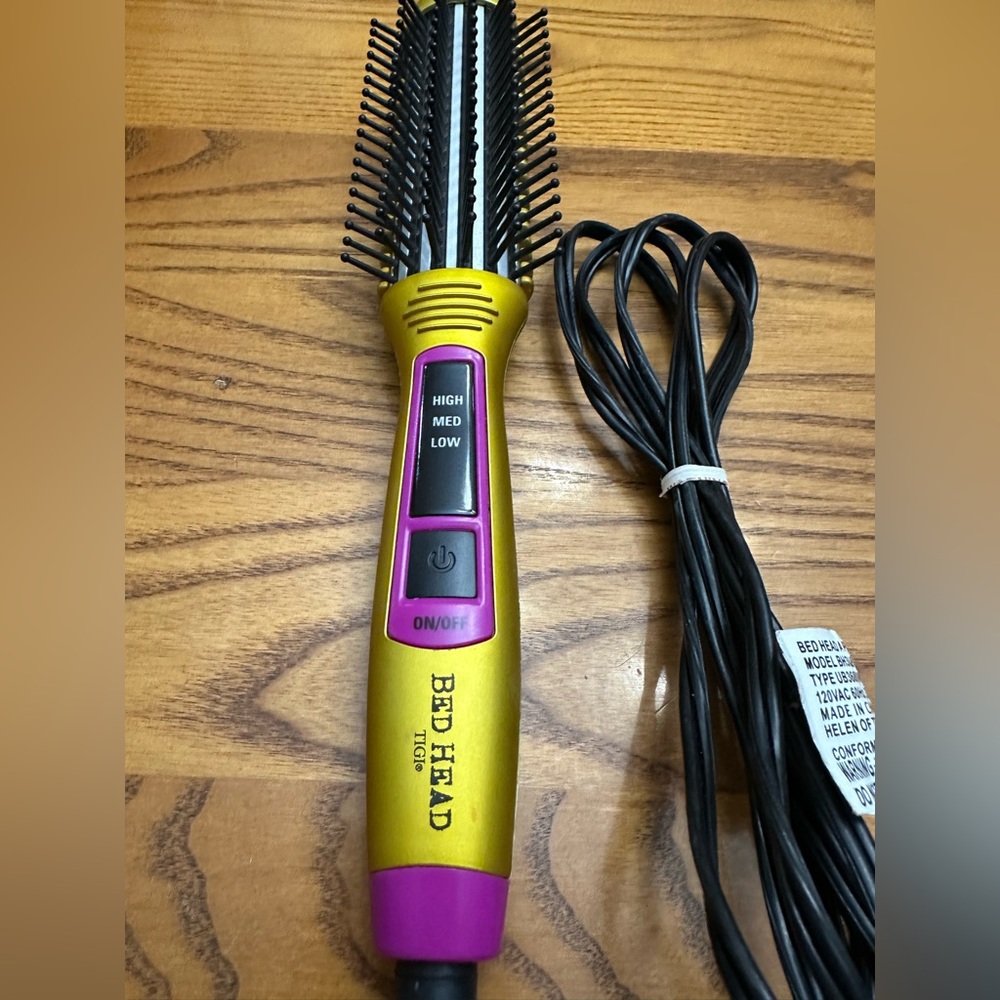 Bed Head TIGI Hot Straightening Brush
